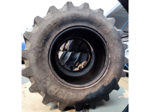 Tyres Agrimax 540/65R30
