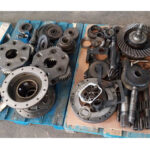 Back axle reducer gears and crownwheel pinion New Holland T.195