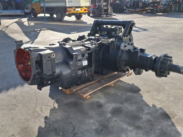 Transmission and back differential axle ZF 2092020022